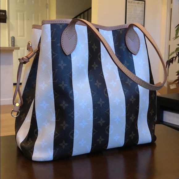 Louis Vuitton Handbags - AUTHENTIC Louis Vuitton purse